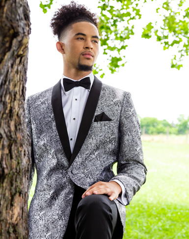 Tuxedo / Suit Styles - King Of Hearts & The Bridal Shop – Monroe, Louisiana