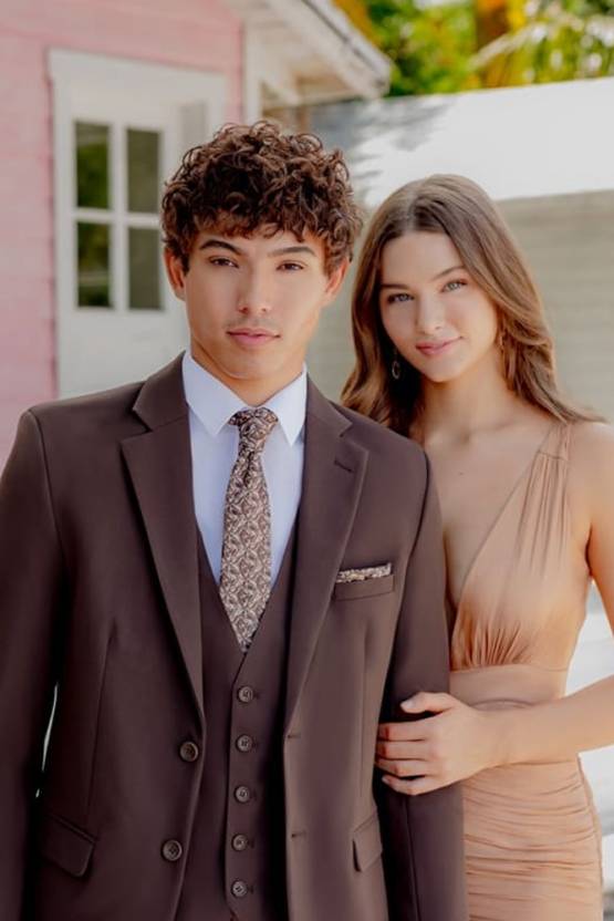 Larr Brio Chocolate Metro Suit